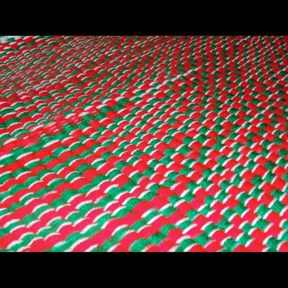 Handmade Christmas Rug - Picture 2 of 2